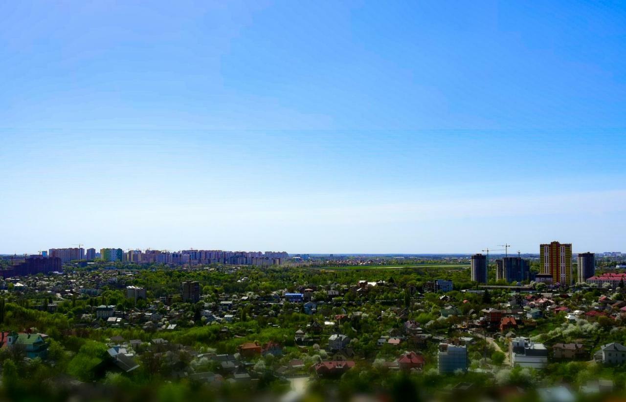Aparthotel On Klinichna St. Kiev Buitenkant foto