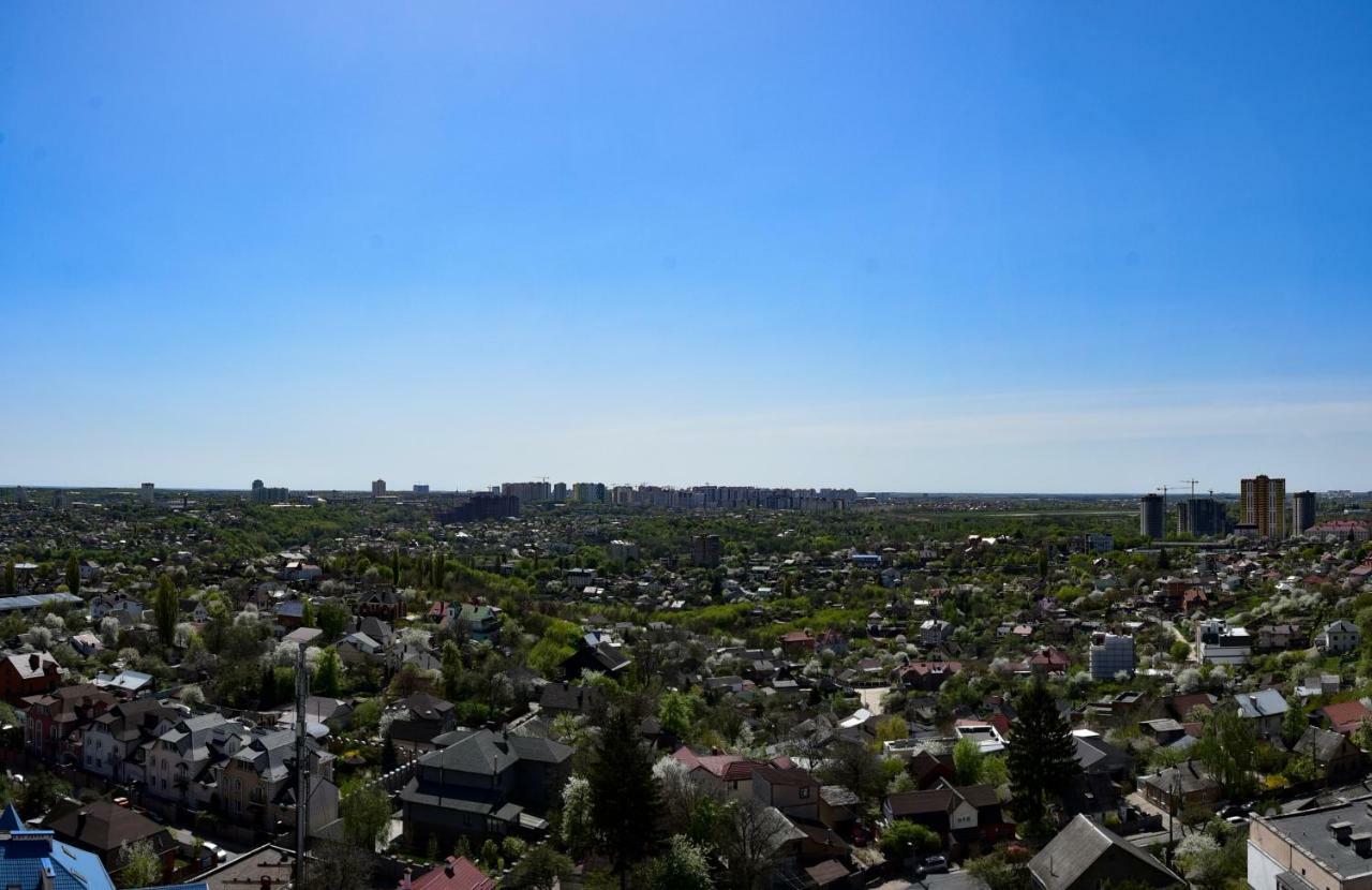 Aparthotel On Klinichna St. Kiev Buitenkant foto